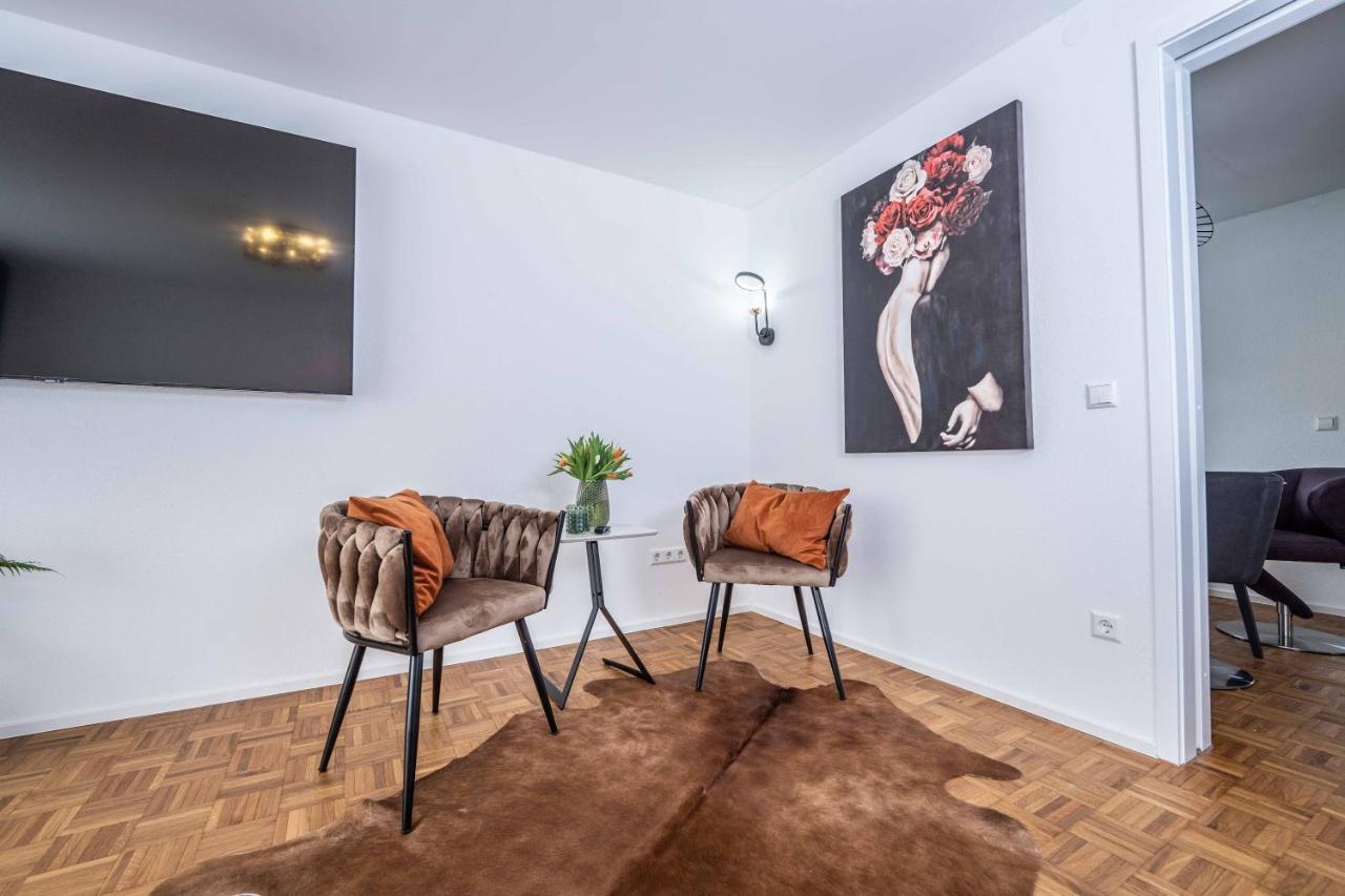 City Wohnung Fn L 5 Klimatisiert Mit Balkon Und Kueche FDH Exteriér fotografie