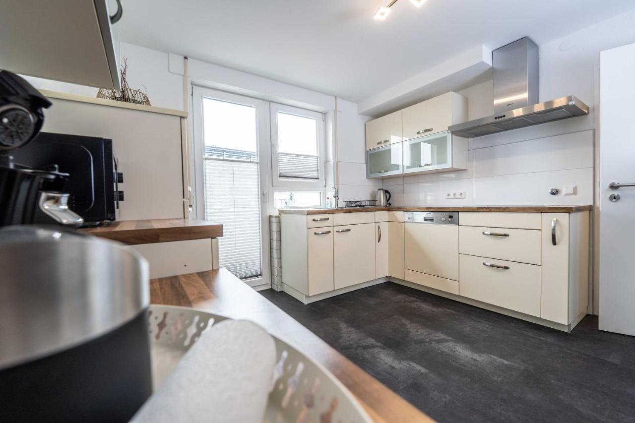 City Wohnung Fn L 5 Klimatisiert Mit Balkon Und Kueche FDH Exteriér fotografie