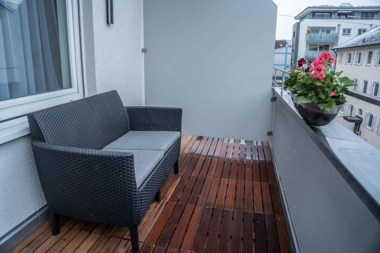 City Wohnung Fn L 5 Klimatisiert Mit Balkon Und Kueche FDH Exteriér fotografie